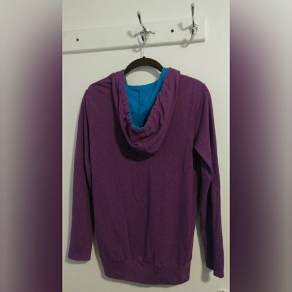 Rip Curl Purple Hoodie Size Medium - Picture 2 of 3